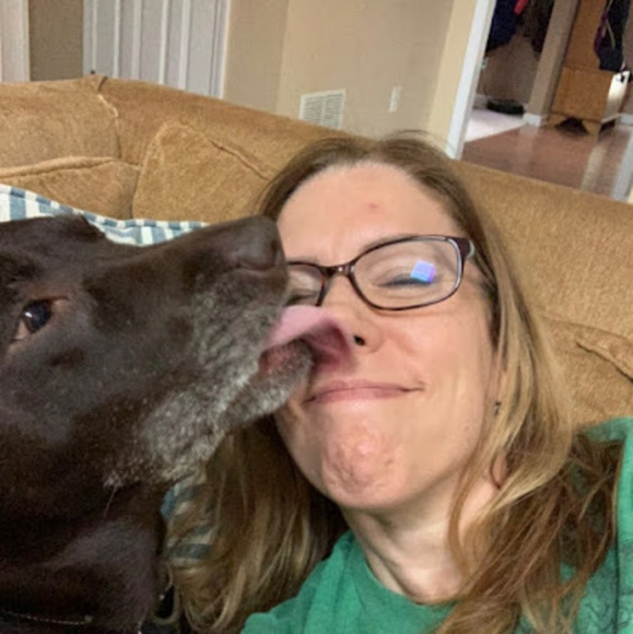 Meet your Posher, Lisa - Picture 1 of 1